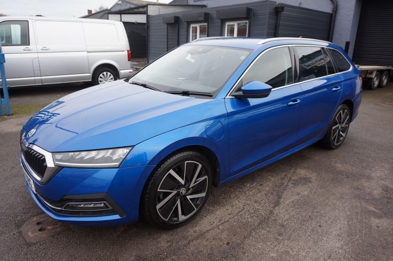 SKODA OCTAVIA 1.4 TSI iV 13kWh SE L DSG Euro 6 (s/s) 5dr