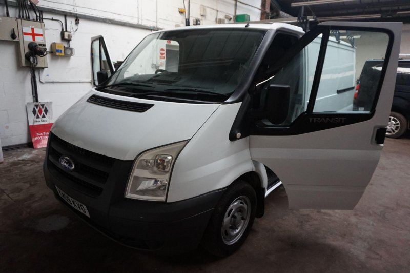 FORD TRANSIT 2.2TDCI T280 L1 SWB 84BHP EURO4