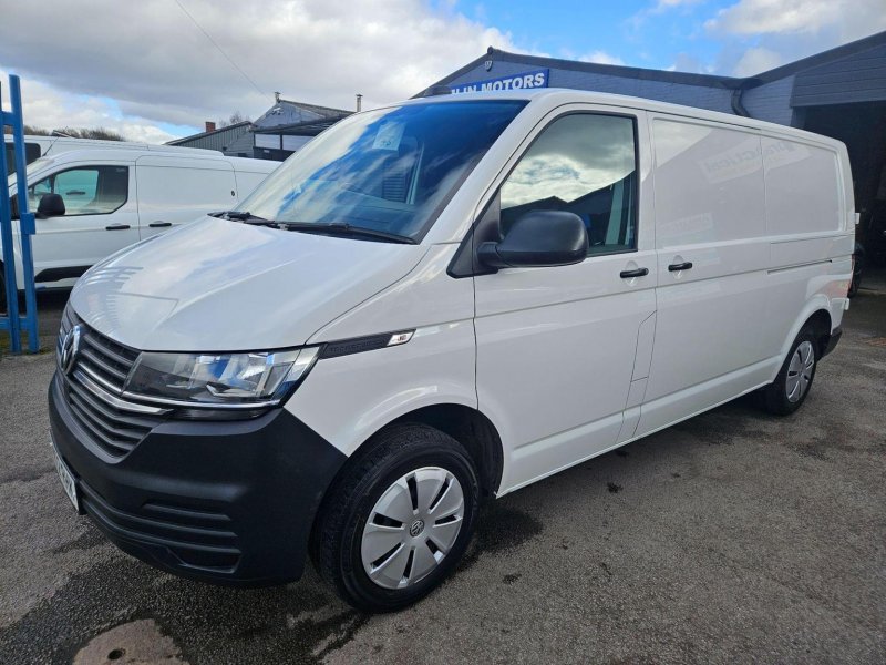 VOLKSWAGEN TRANSPORTER 2.0 TDI T30 Startline FWD LWB Euro 6 (s/s) 5dr