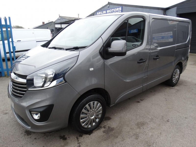 VAUXHALL VIVARO 1.6 CDTi 2700 BiTurbo ecoTEC Sportive L1 H1 Euro 6 (s/s) 5dr