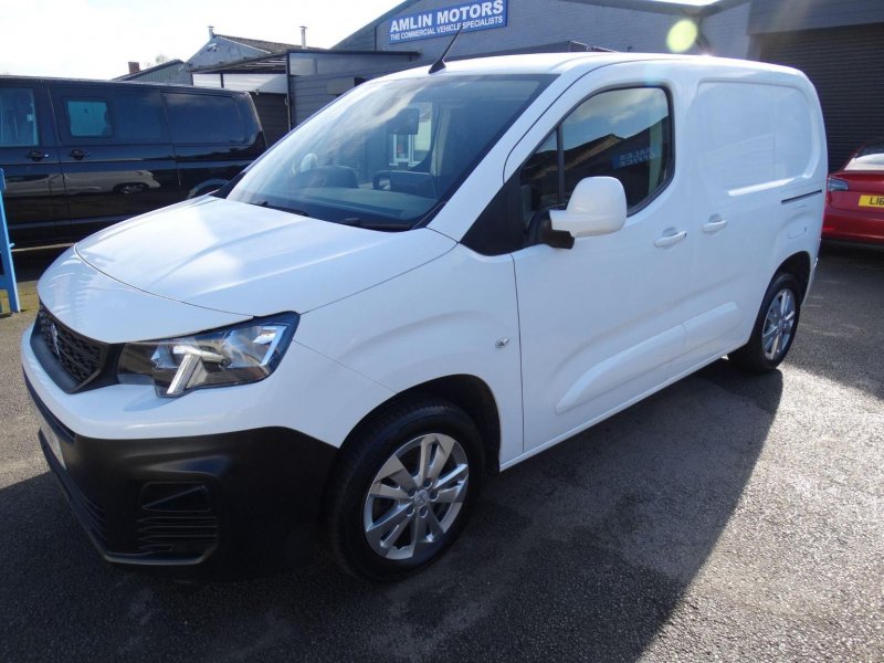 PEUGEOT PARTNER 1.5 BlueHDi 1000 Asphalt Standard Panel Van EAT8 SWB Euro 6 (s/s) 5dr