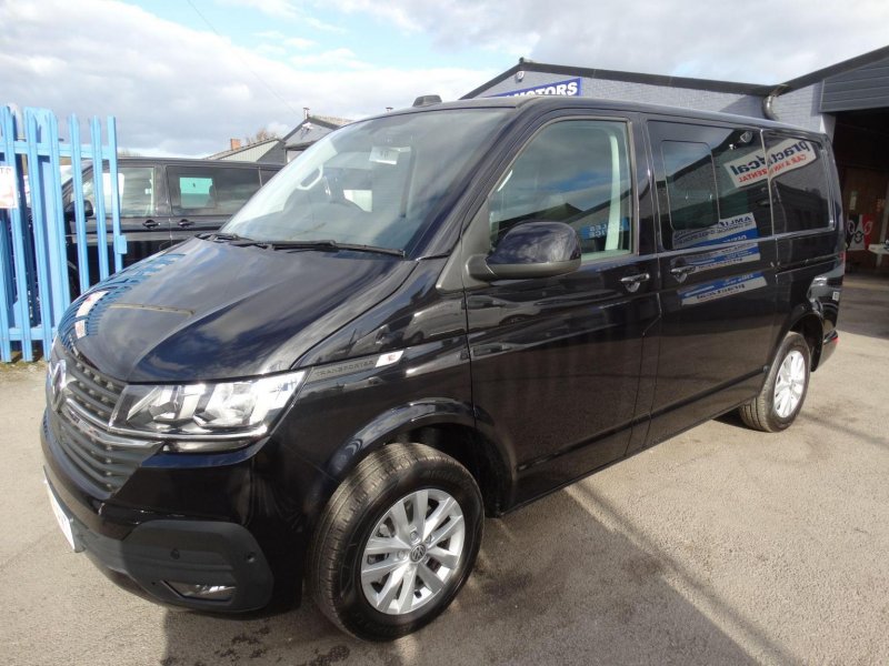 VOLKSWAGEN TRANSPORTER 2.0 TDI T30 Highline Crew Van FWD SWB Euro 6 (s/s) 5dr