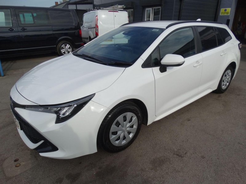 TOYOTA  1.8 VVT-h CVT Euro 6 (s/s) 5dr