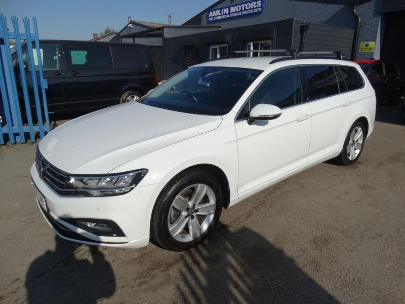 VOLKSWAGEN PASSAT 2.0 TDI EVO SE Nav Euro 6 (s/s) 5dr