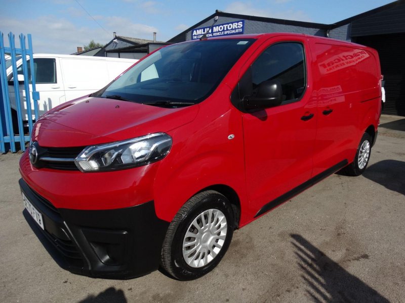 TOYOTA PROACE 2.0D Icon Medium Panel Van MWB Euro 6 (s/s) 6dr