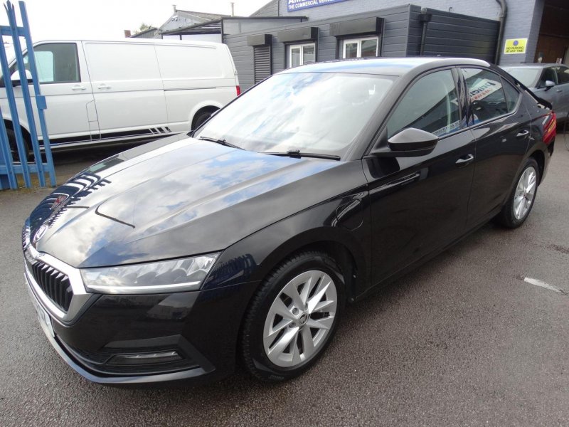SKODA OCTAVIA 1.4 TSI iV 13kWh SE Technology DSG Euro 6 (s/s) 5dr