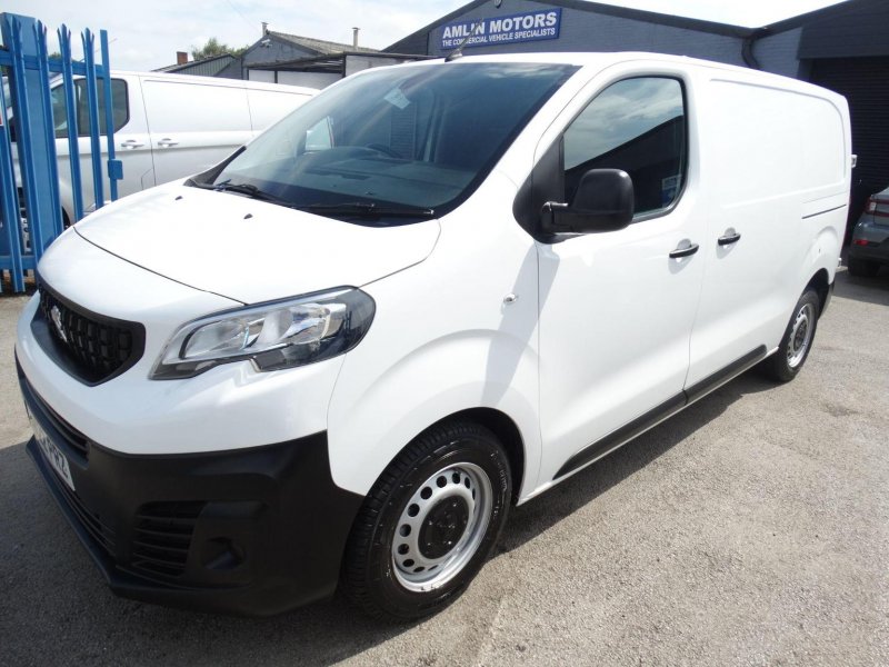 PEUGEOT EXPERT 2.0 BlueHDi 1400 Professional Premium Standard Panel Van MWB Euro 6 (s/s) 6dr